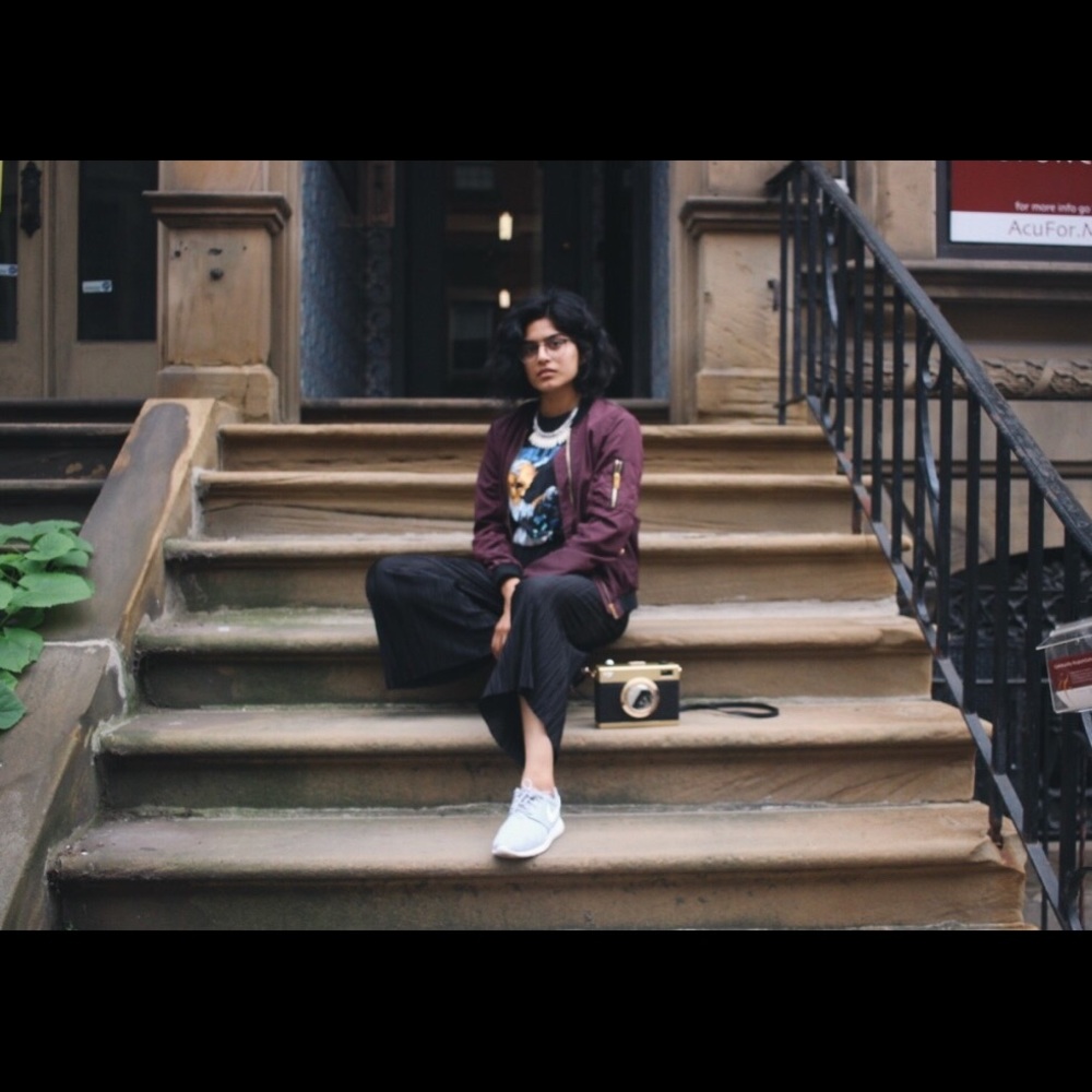 Maroon bomber